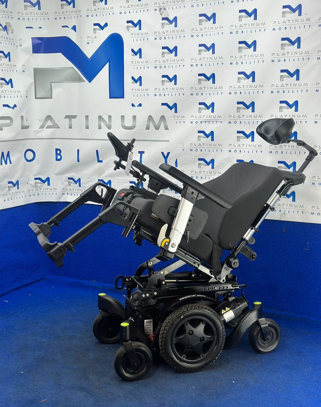 Quickie Q300 Mini Powerchair – 4mph Tilt Electric Wheelchair by Sunrise (1237)