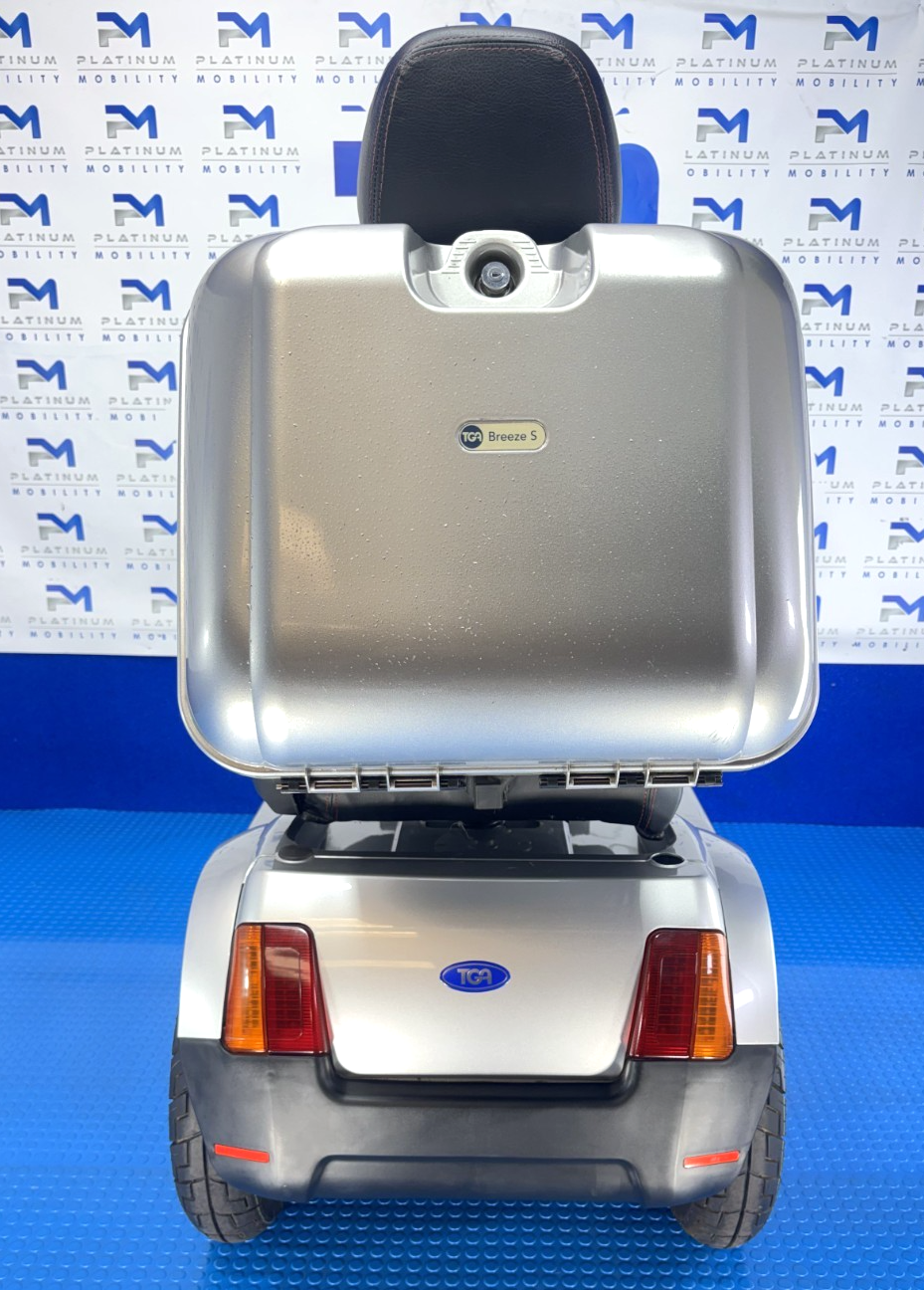TGA Breeze S4 MAX SPEED 6MPH MAX WEIGHT 39 STONE All Terrain Scooter 1789
