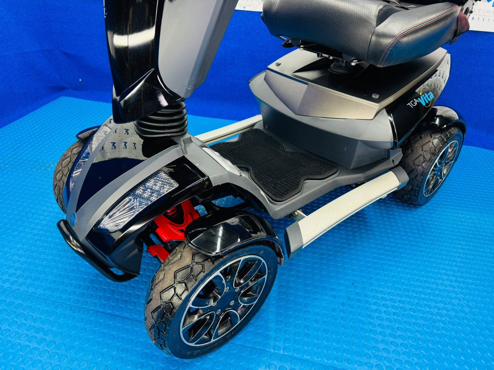 TGA Vita S Sport Electric Mobility Scooter All Terrain Road Legal 8mph 1846