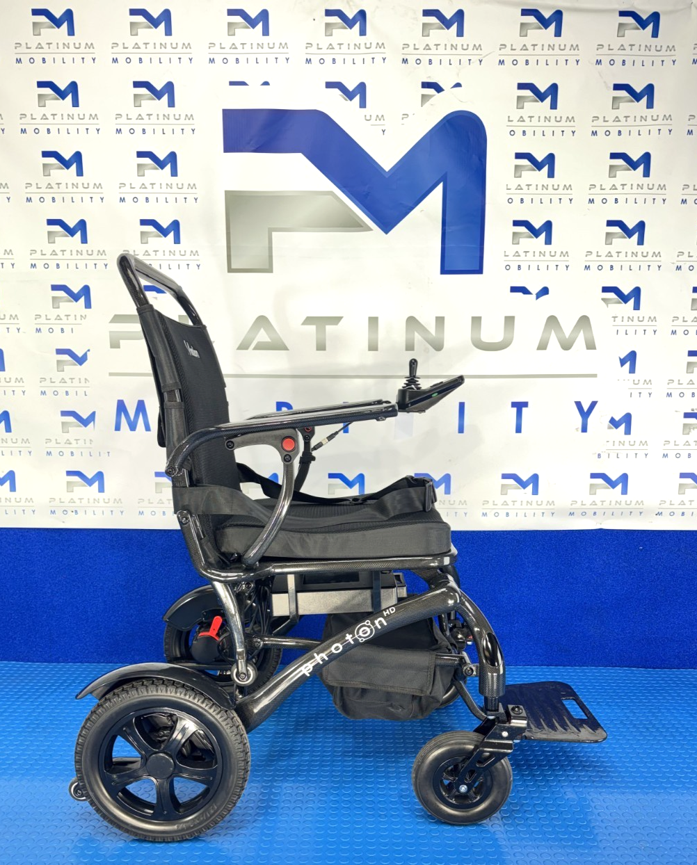 Motion Healthcare Photon HD Carbon Powerchair Lightweight Folding 4mph 2462