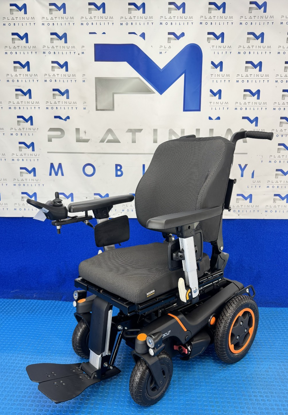 Sunrise Quickie Q500 R Powerchair Rise & Tilt 6mph New Batteries 2406