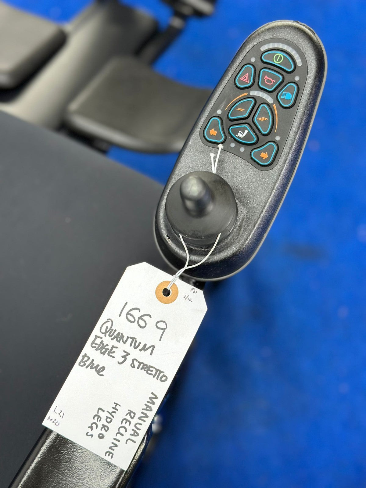 PRIDE QUANTUM Q6 EDGE 3 STRETTO 4 MPH ELECTRIC POWER WHEELCHAIR POWERCHAIR 1669