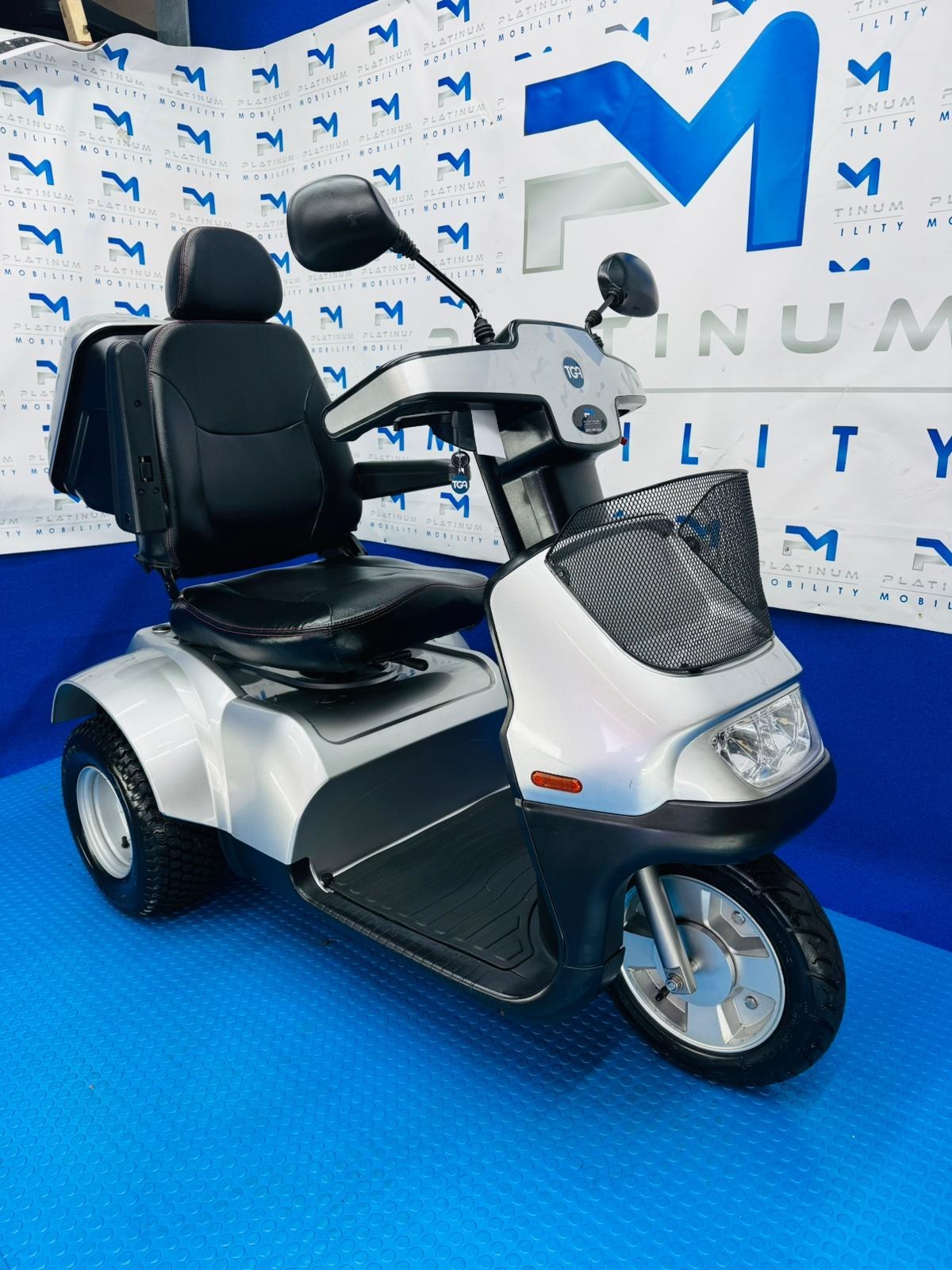 TGA Breeze S3 GT 8MPH LARGE Mobility Scooter All Terrain 1582