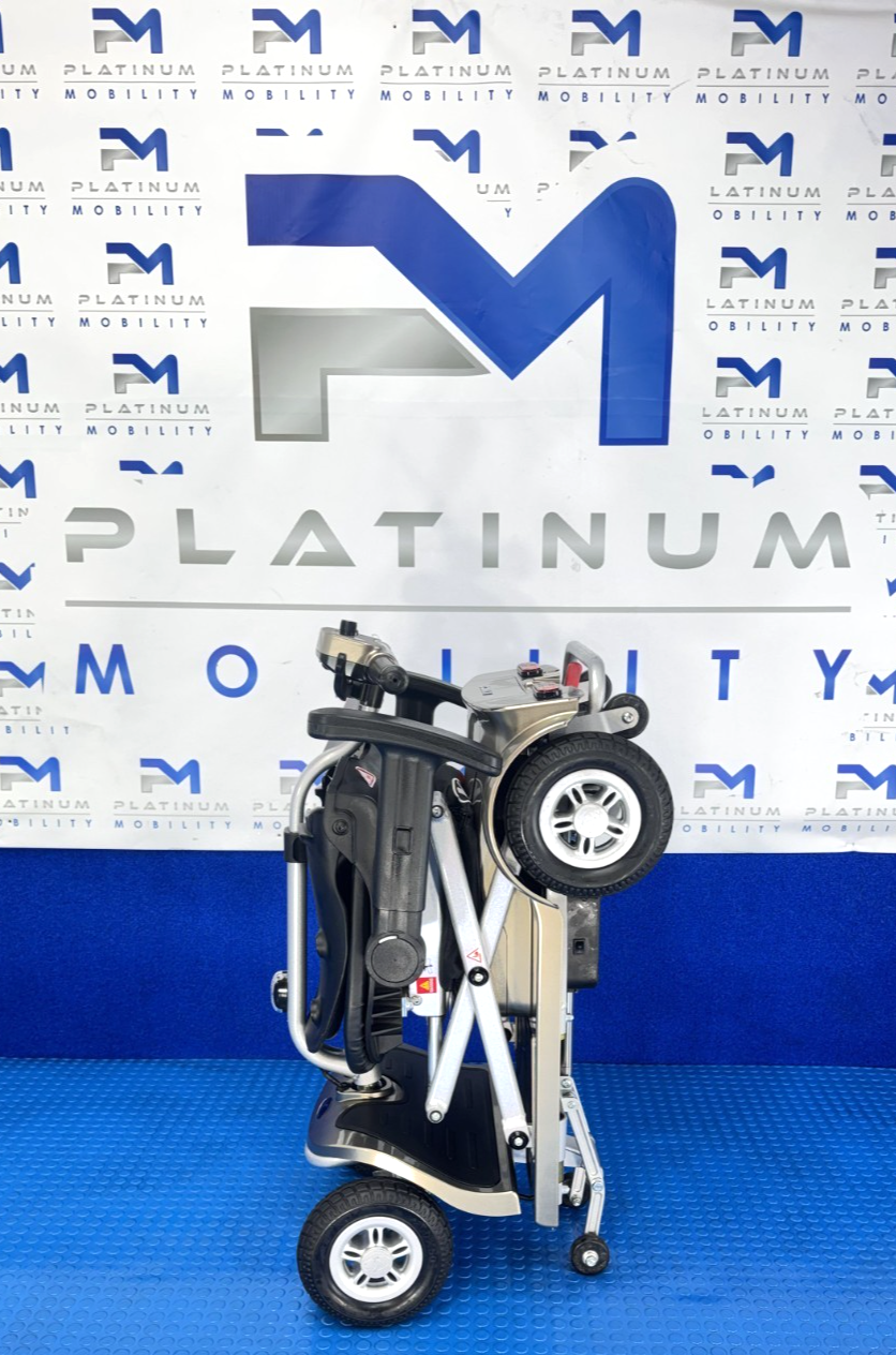 Kymco K-Lite FE Remote Mobility Scooter Auto Folding Lightweight 4 MPH 2717