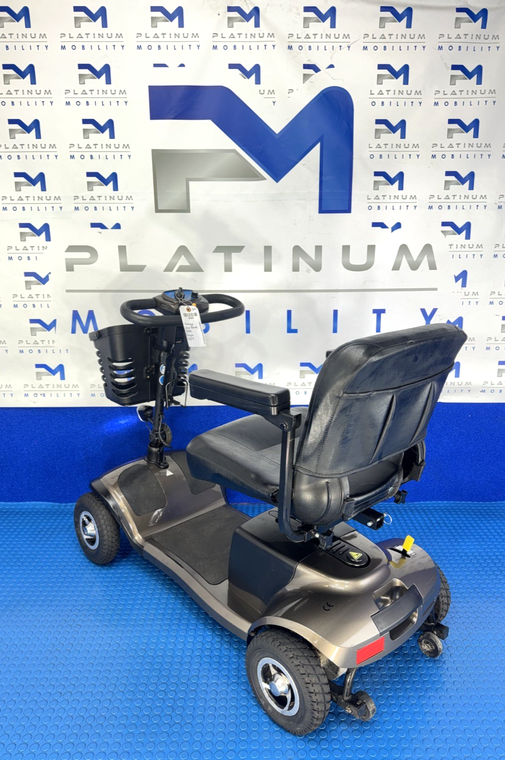 One Rehab Vantage Lightweight Mobility Scooter 4MPH Portable 4065