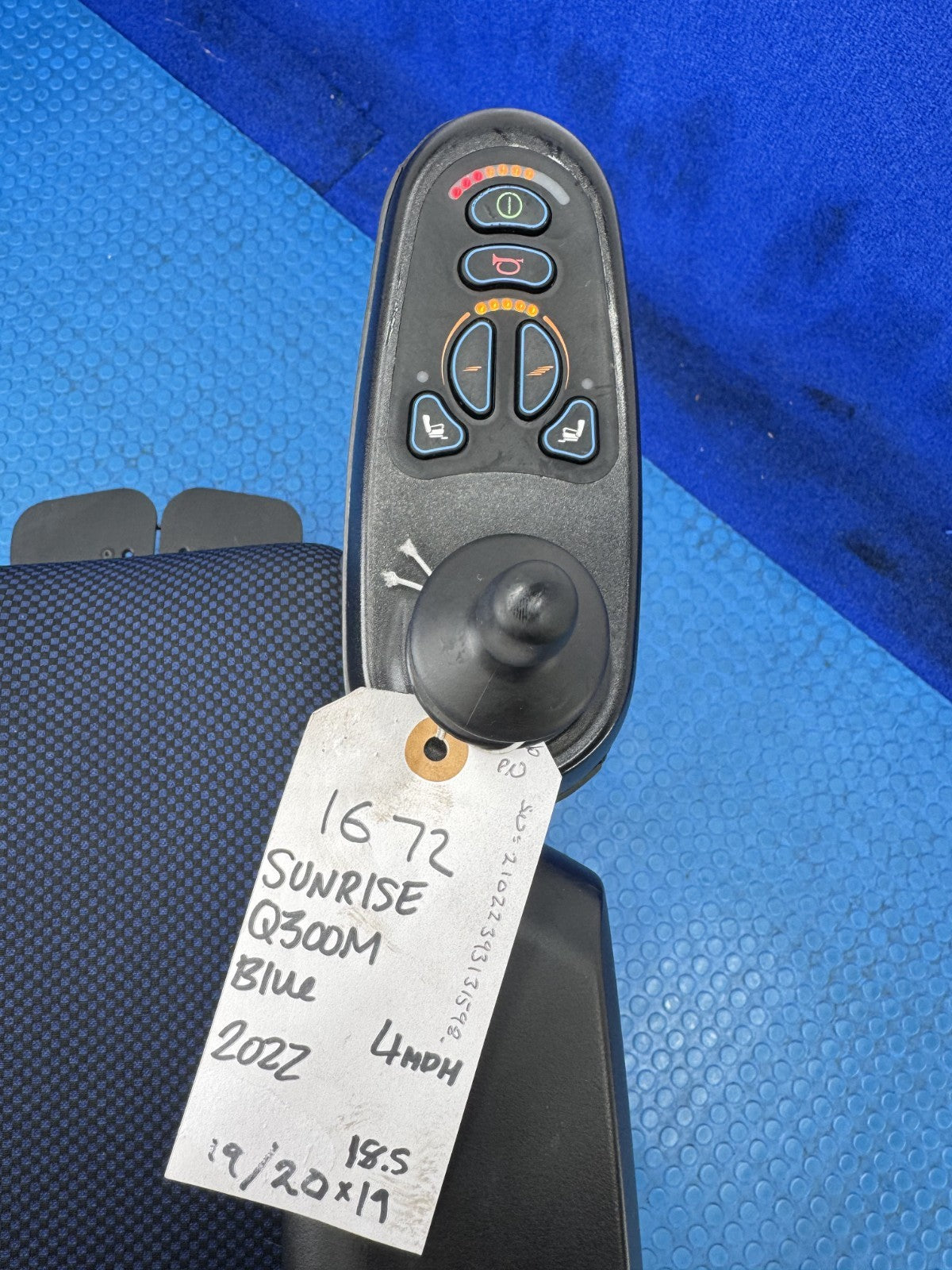 Sunrise Quickie Q300 Mini – 4mph Rise and Tilt Electric Wheelchair 1672