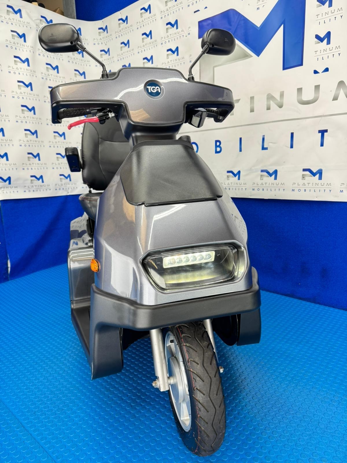 2022 TGA Breeze S3 8MPH LARGE Mobility Scooter All Terrain *2019