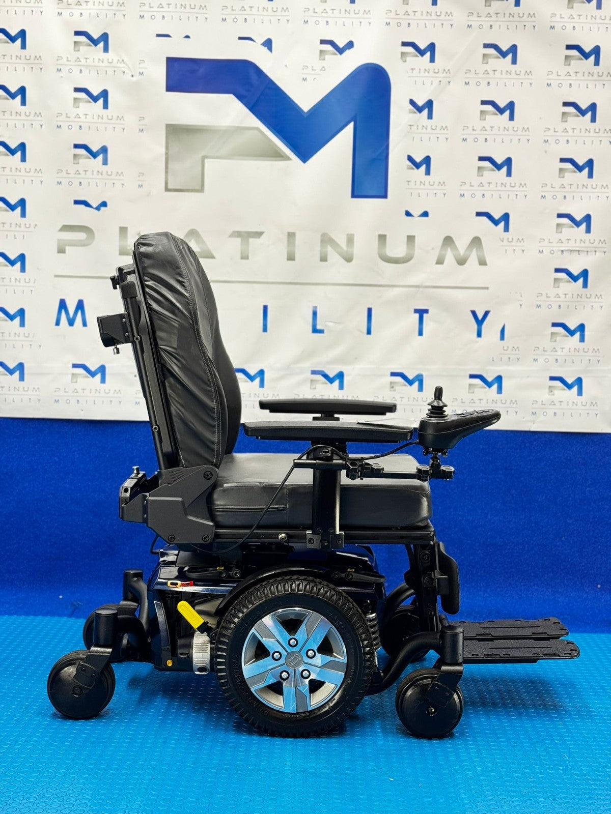 PRIDE QUANTUM Q4 MWD 5MPH ELECTRIC SEAT MOBILITY POWERCHAIR WHEELCHAIR Q6 1064