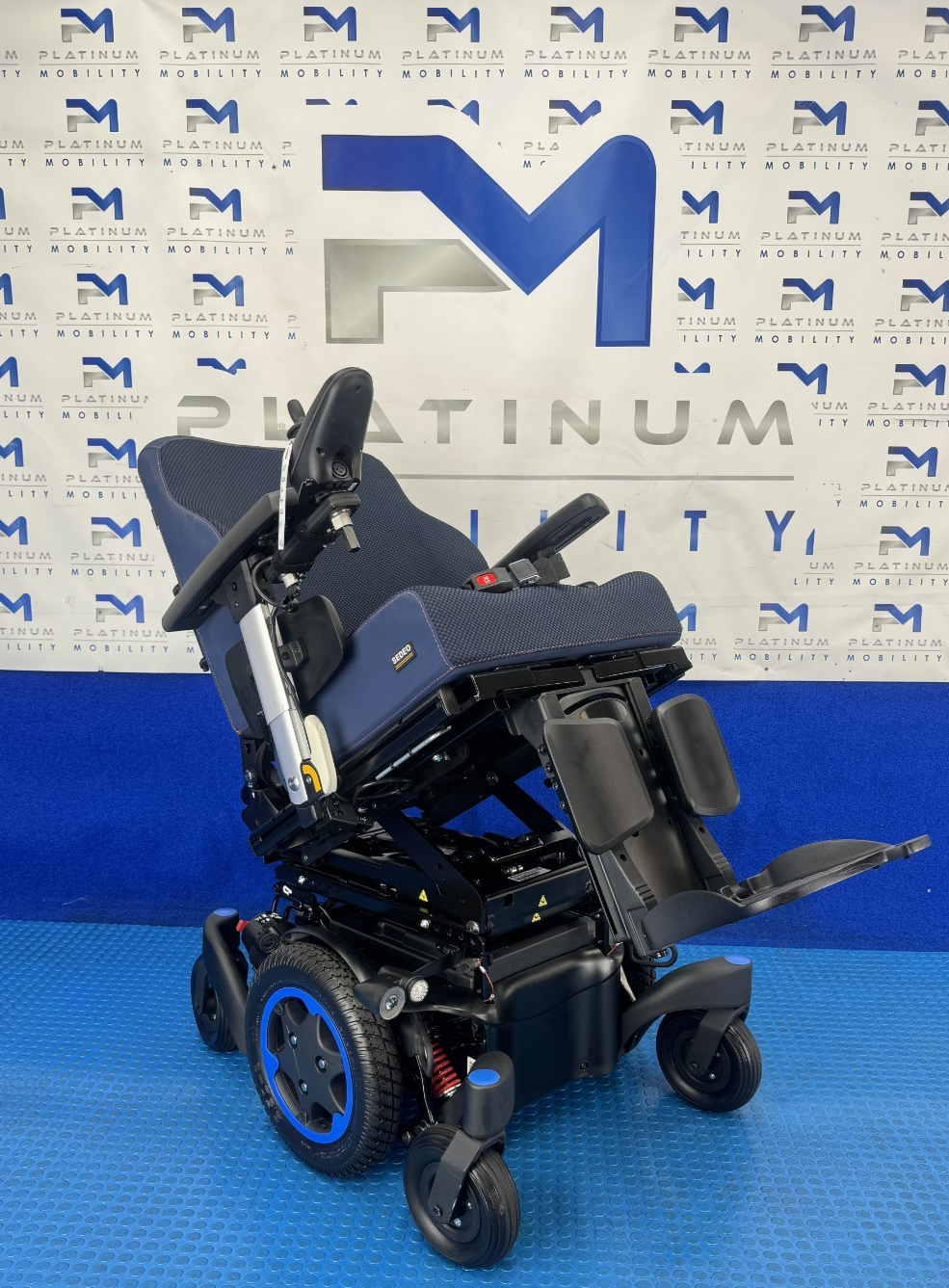 SUNRISE QUICKIE Q500M 6MPH ELECTRIC WHEELCHAIR RISER TILT POWERCHAIR 2439