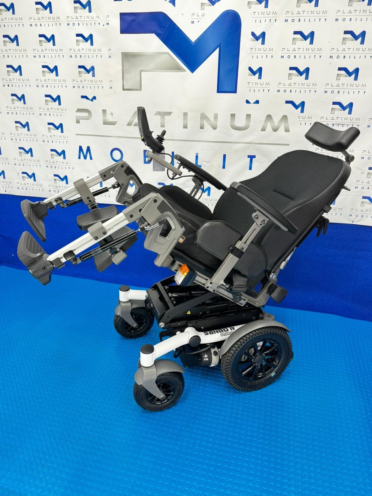 Dietz Sango Advanced R RWD 6mph All Terrain Electric Wheelchair Powerchair 1921