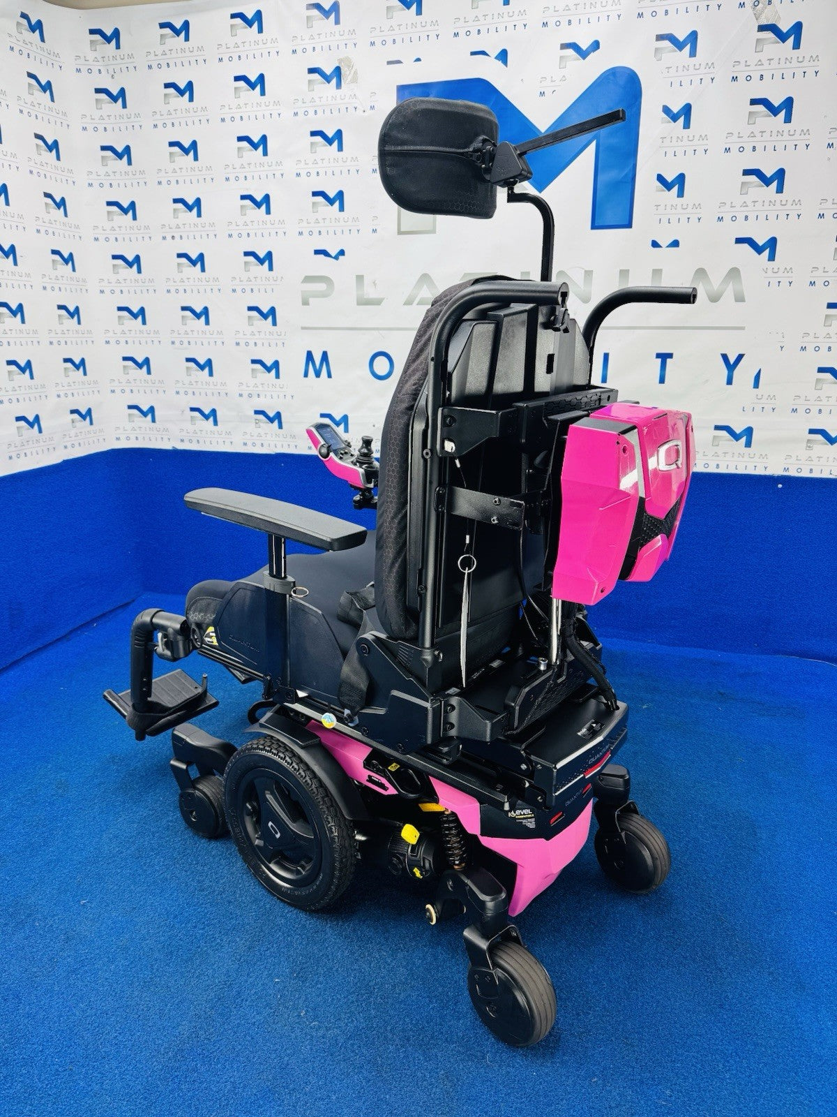 Quantum Edge 3 Stretto Powerchair – 6mph Narrow Electric Wheelchair (1614)