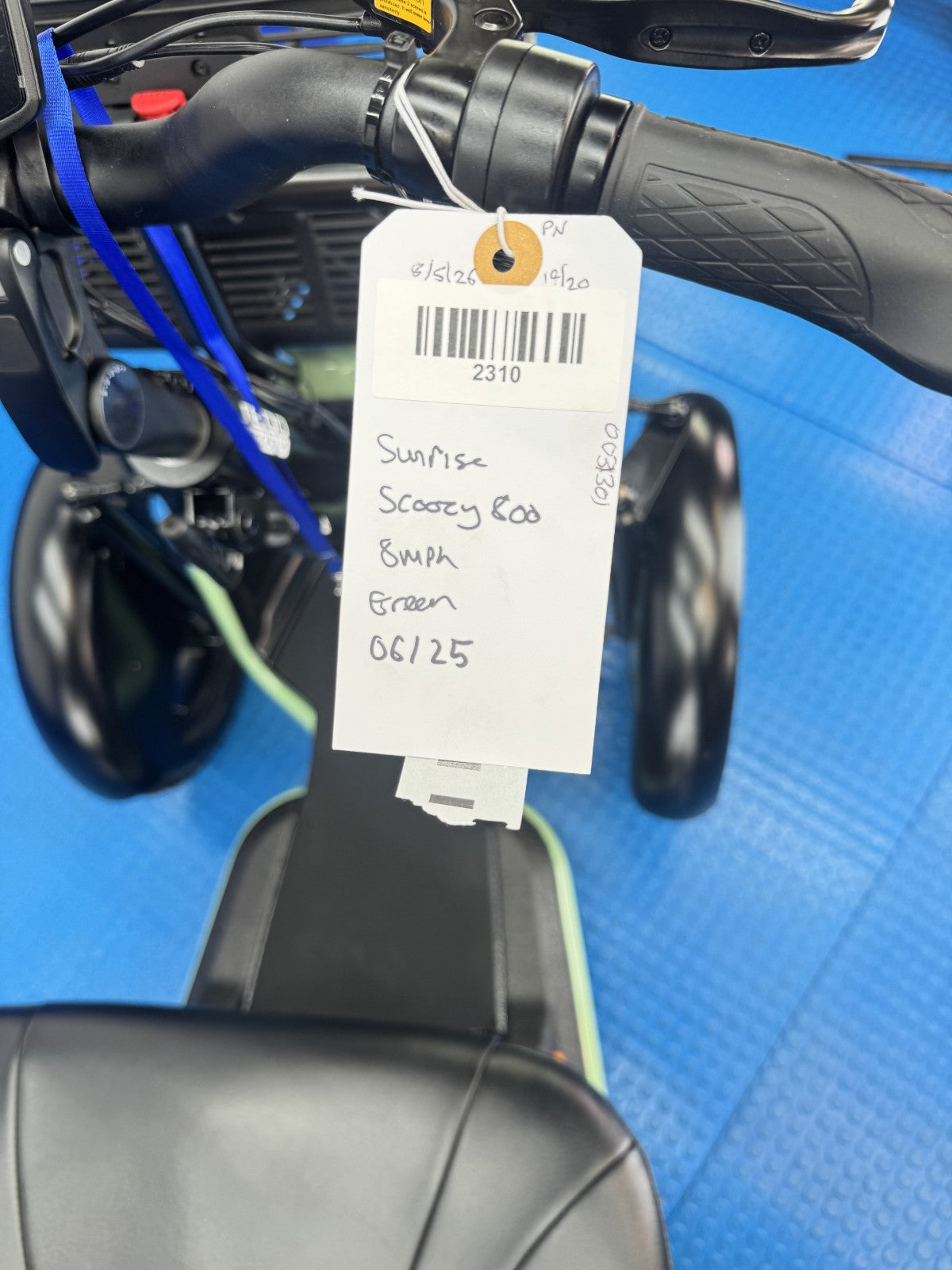 Sunrise S800 Scoozy 8mph All Terrain Electric Mobility Scooter 2310