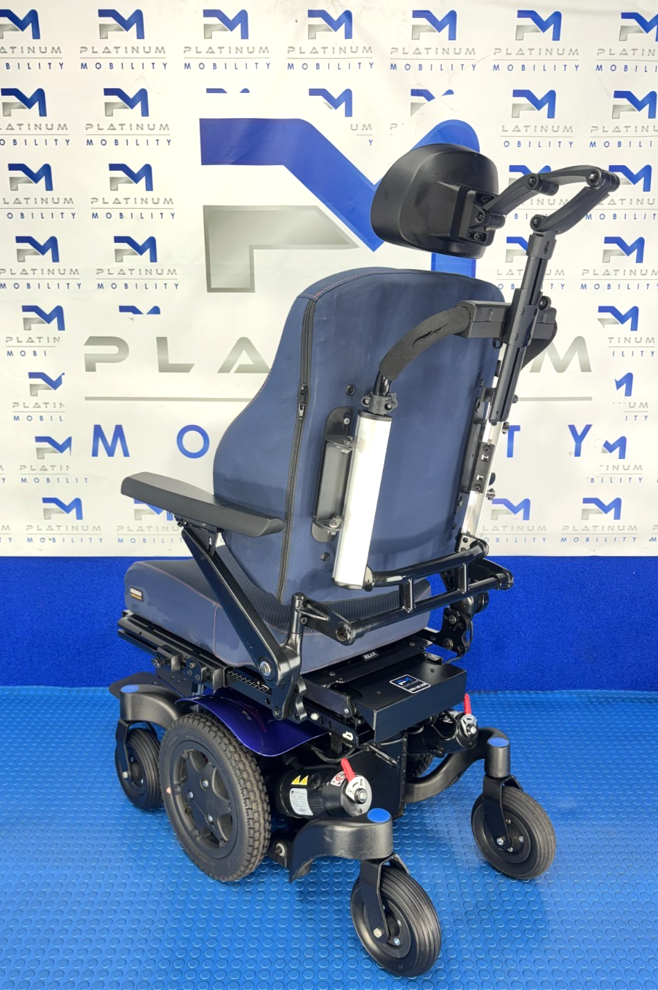 Sunrise Quickie Q300M Powerchair 4 mph Riser, Tilt Electric Wheelchair 4093