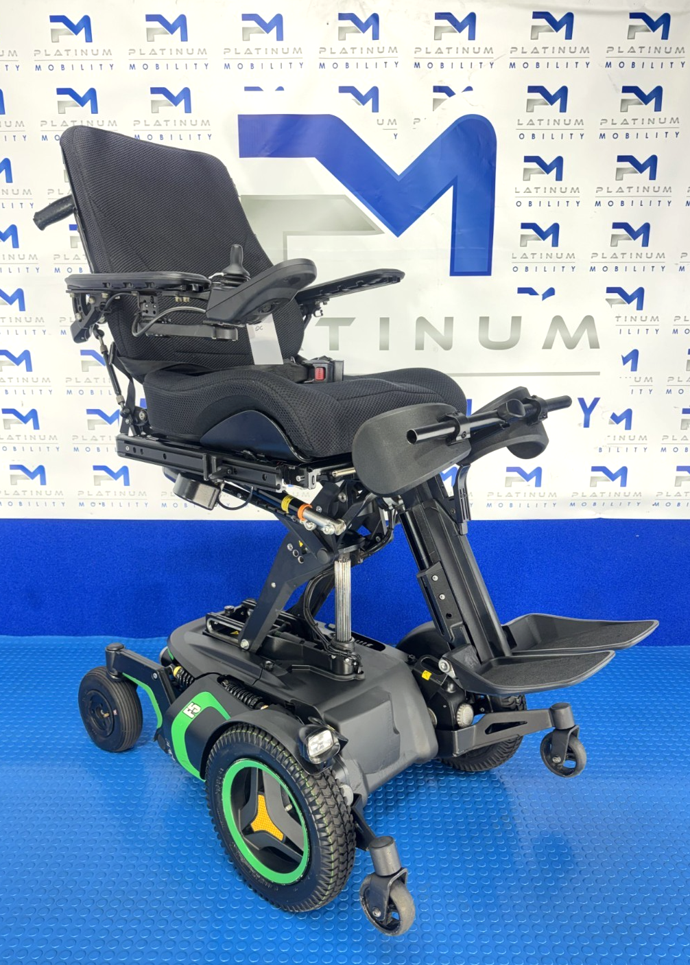 Permobil F5 Assisted Standing, Rise, Tilt, Electric Legs, Recline, 6mph 4001