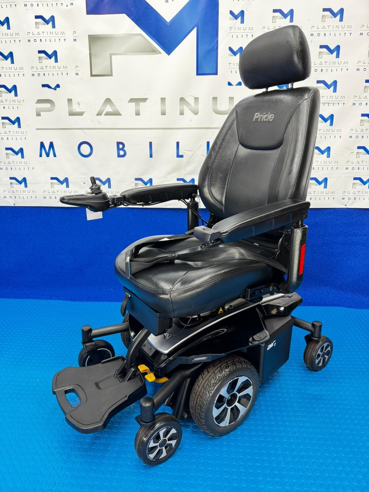 Pride Jazzy Air 2.0 Power Chair Electric Wheelchair with Electric Seat Lift 1839