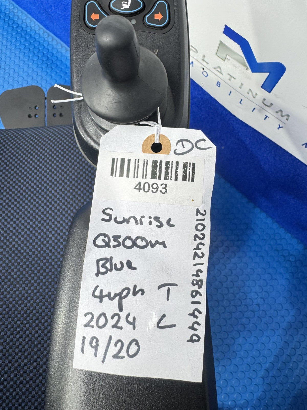 Sunrise Quickie Q300M Powerchair 4 mph Riser, Tilt Electric Wheelchair 4093