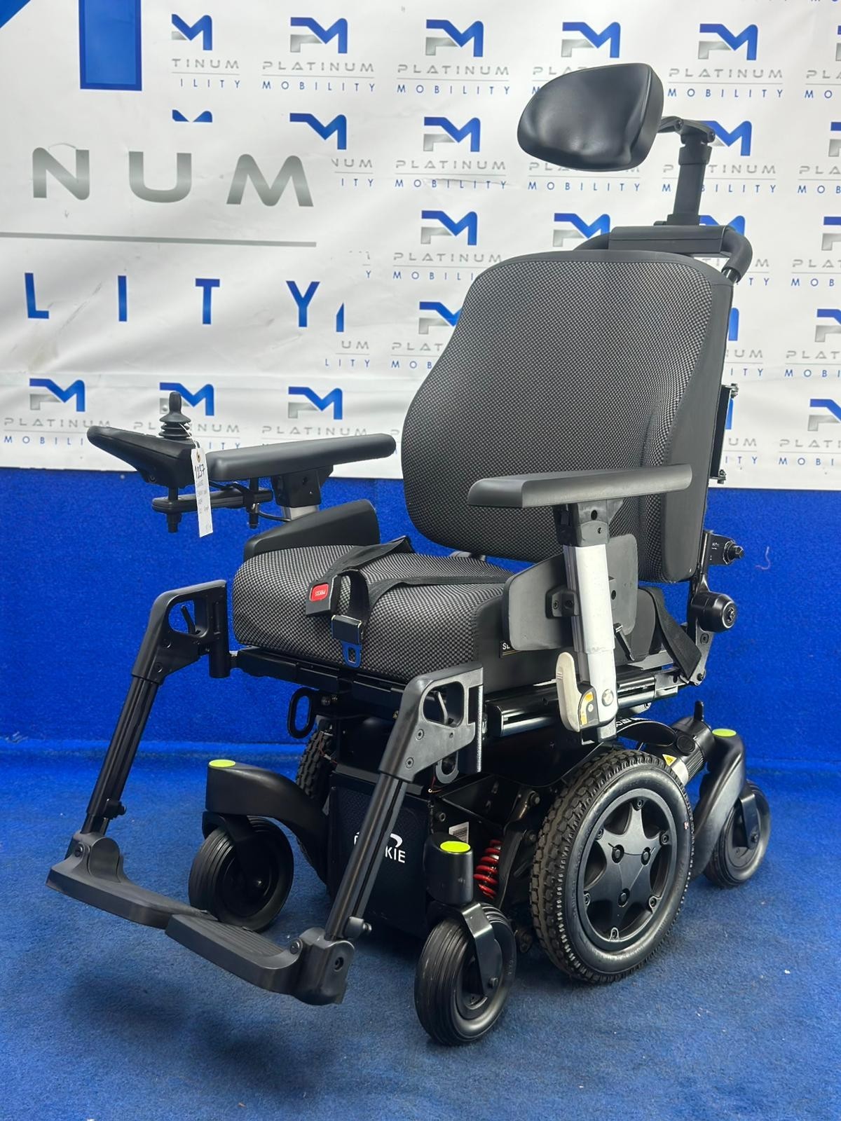 Quickie Q300 Mini Powerchair – 4mph Tilt Electric Wheelchair by Sunrise (1237)