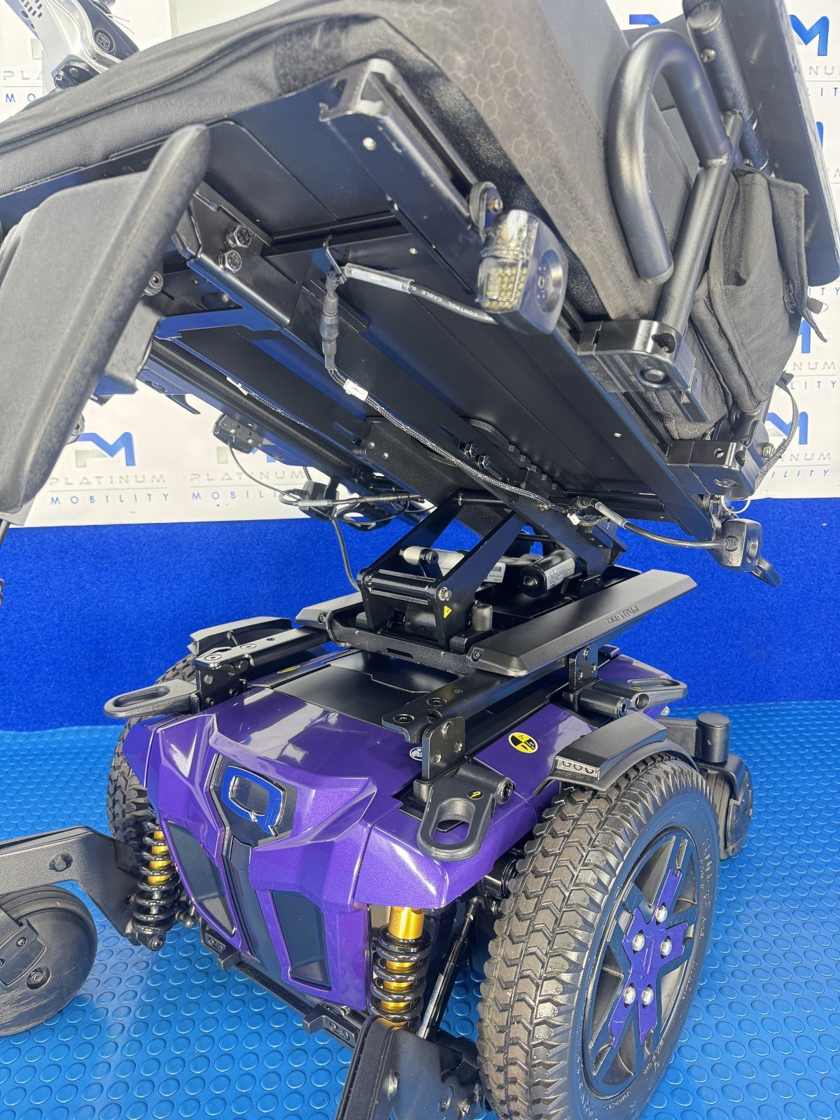 2025 PRIDE QUANTUM EDGE 3 6MPH Tilt, Electric Recline Heavy Duty Powerchair 4031