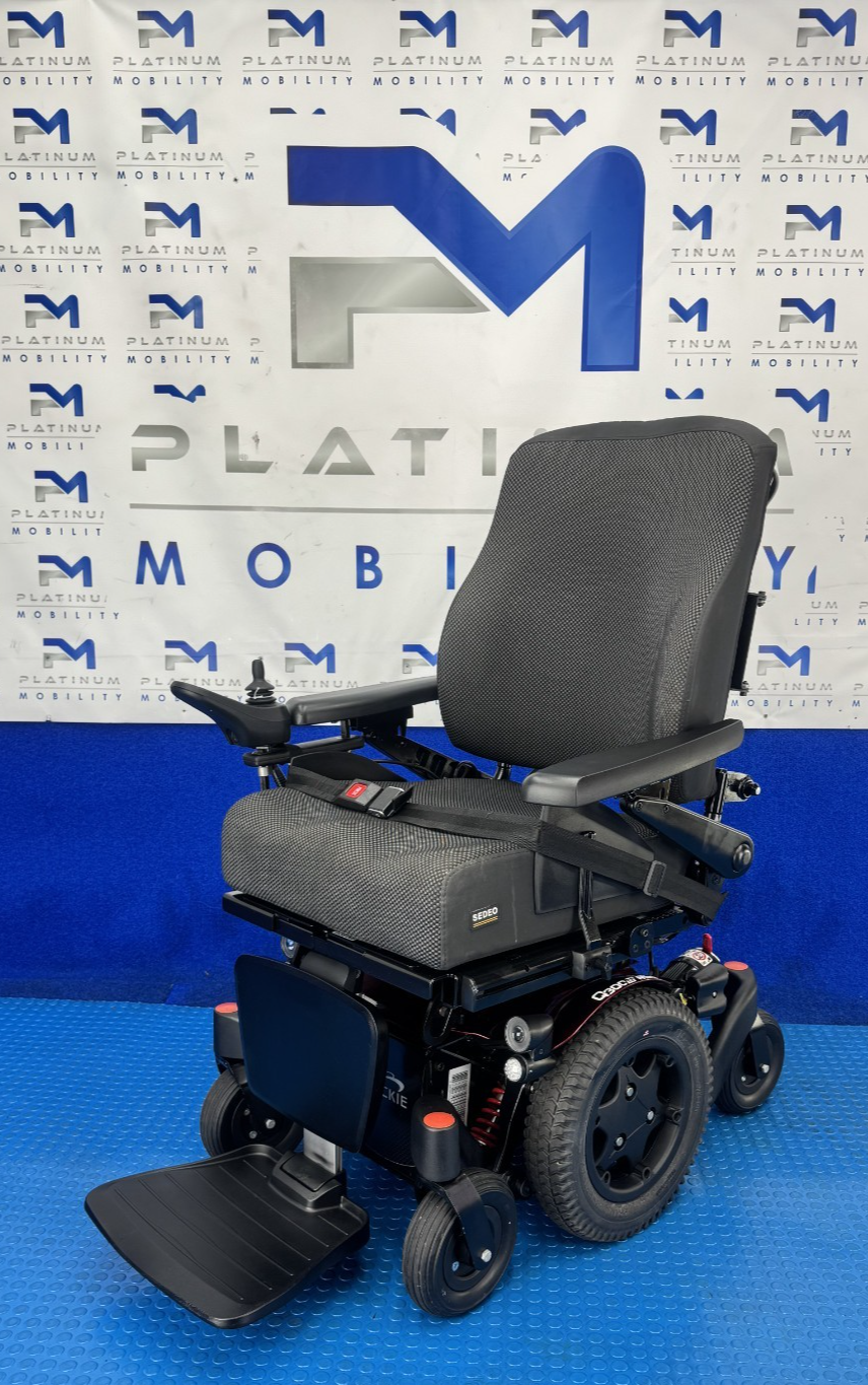 Sunrise Quickie Q300M Powerchair 6mph, Tilt Electric Wheelchair 2463