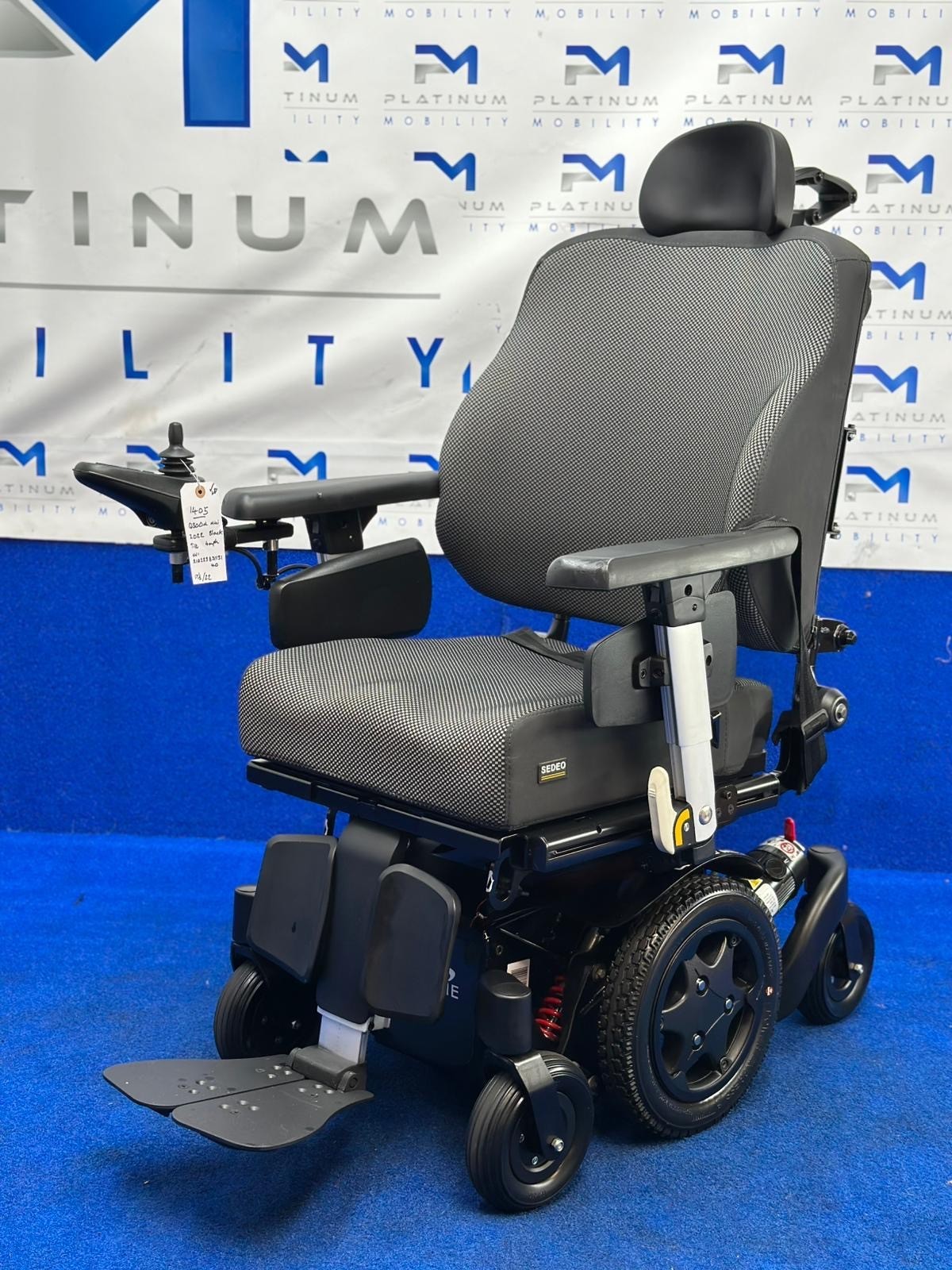 Quickie Q300 Mini Powerchair – 4mph Tilt Electric Wheelchair by Sunrise (1405)