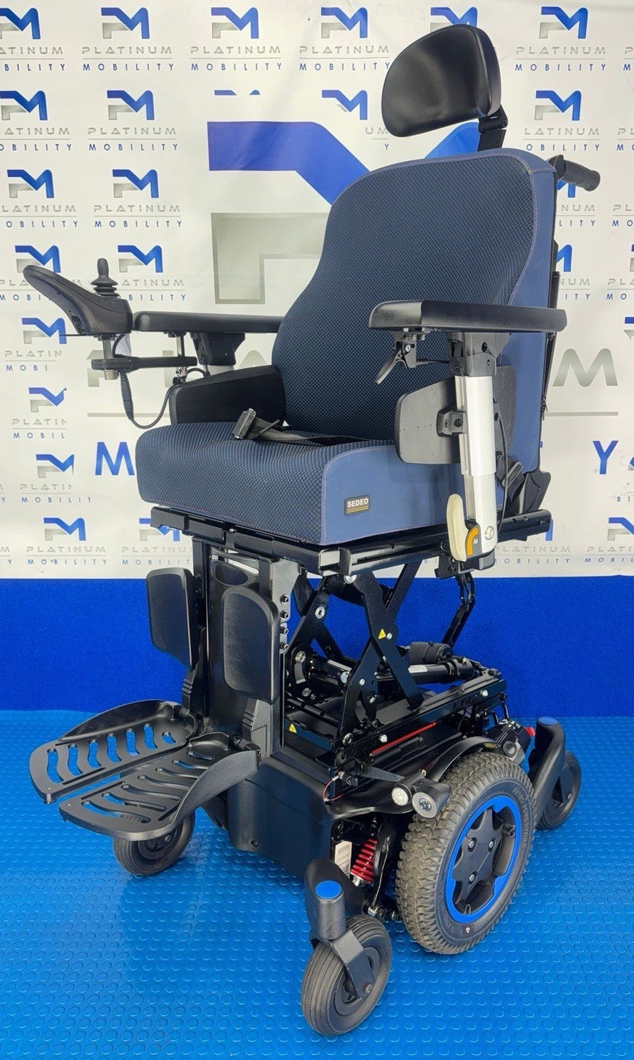 2026 SUNRISE Q500M 6MPH Electric Powerchair MANUAL RECLINE RISER TILT 4009