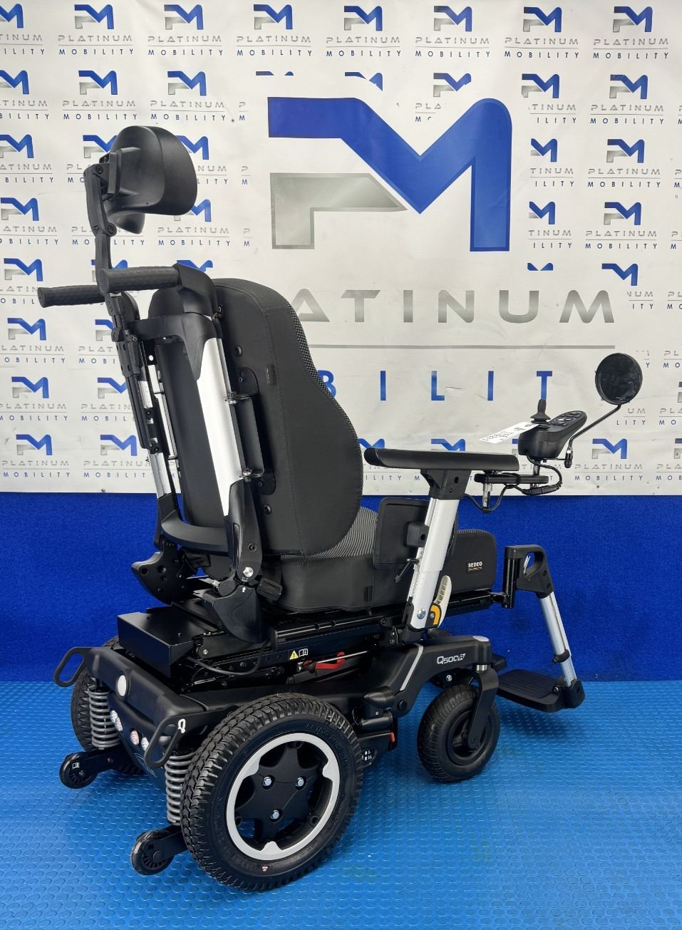 2025 Sunrise Quickie Q500 R Powerchair Rise & Tilt 6mph New Batteries Ref 2795