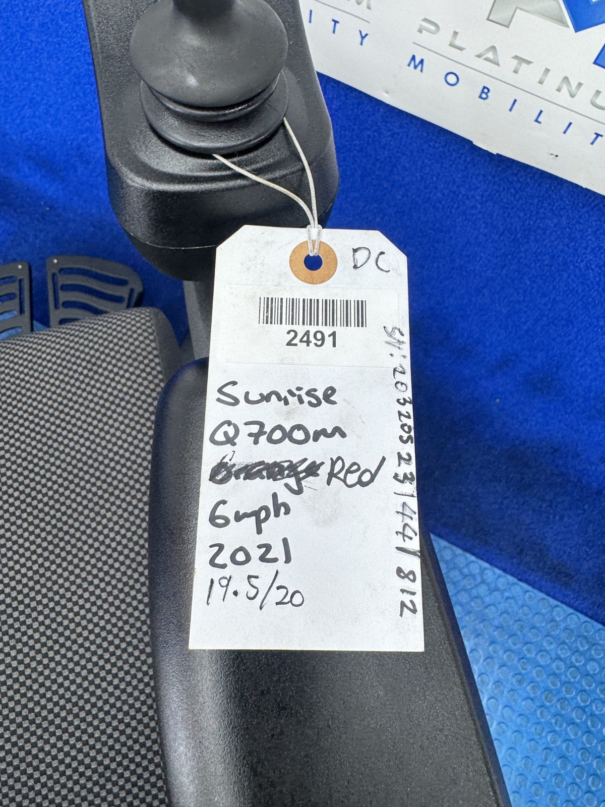 Sunrise Quickie Q700 M 6mph Electric Rise Tilt Legs Recline Wheelchair 2491