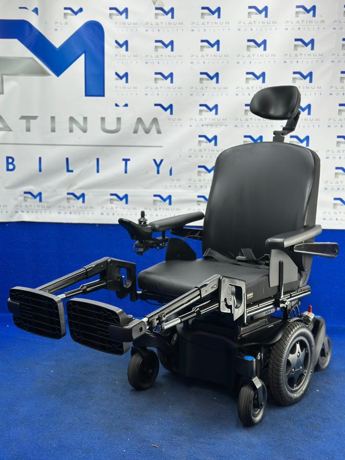 Quickie Q500 M Powerchair – 4mph Tilt Electric Wheelchair by Sunrise (1229)