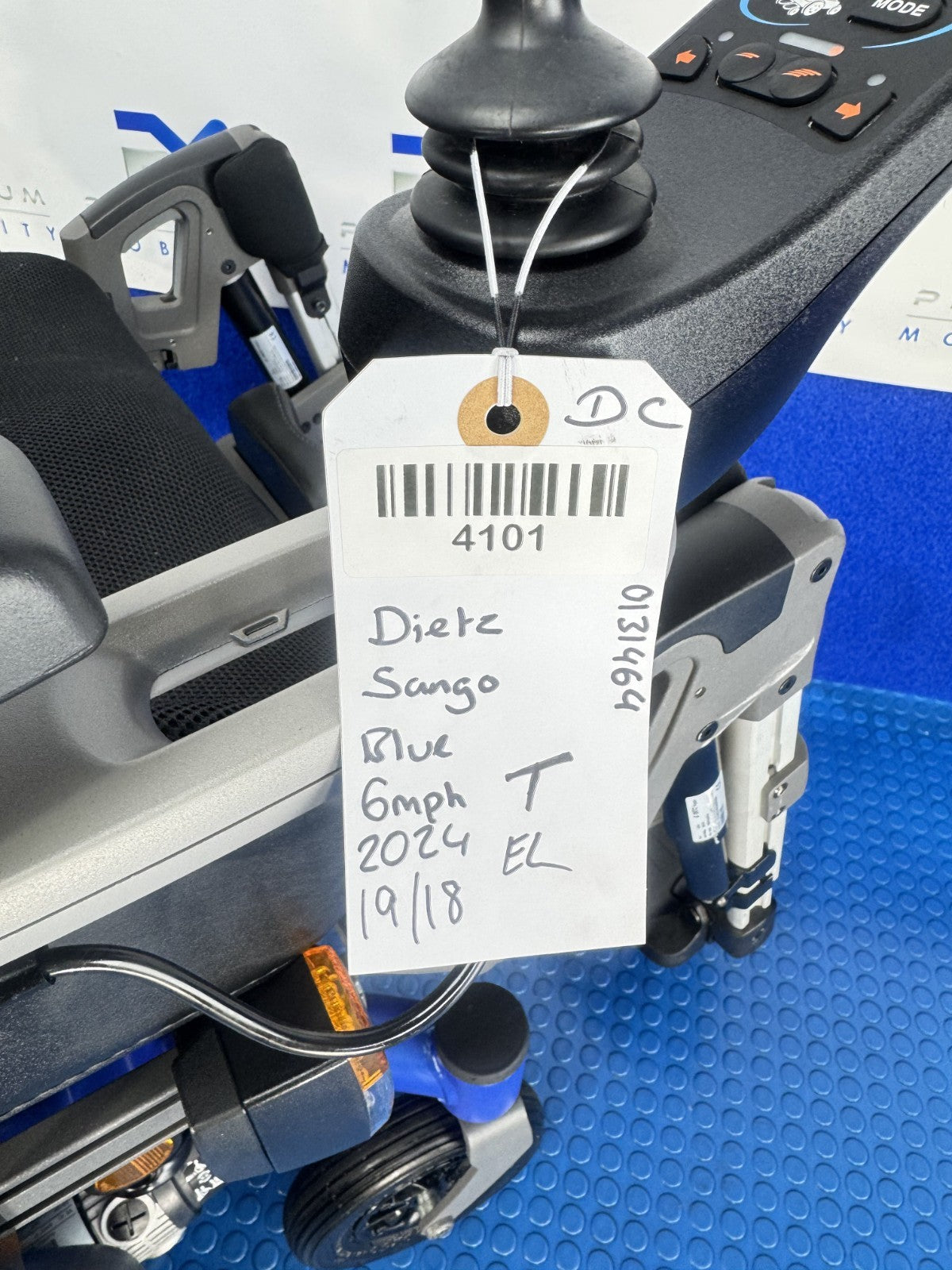 DIETZ SANGO ADVANCED M 6 MPH ELECTRIC POWERCHAIR Tilt, Electric Legs No VAT 4101
