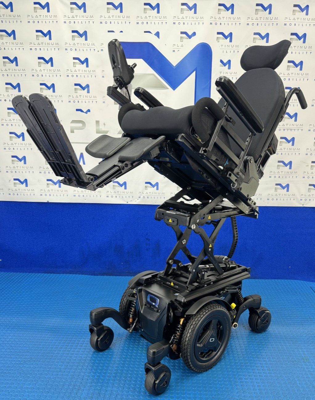 PRIDE QUANTUM EDGE 3 STRETTO 6MPH ELECTRIC POWER WHEELCHAIR POWERCHAIR 2771