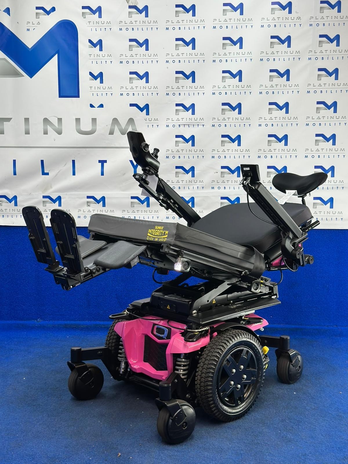 Quantum Q6 Edge 2.0 i-Level Powerchair – 6mph Electric Wheelchair (1230)