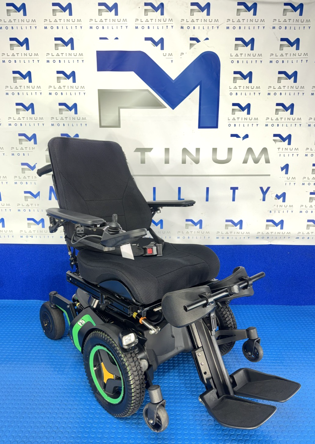 Permobil F5 Assisted Standing, Rise, Tilt, Electric Legs, Recline, 6mph 4001