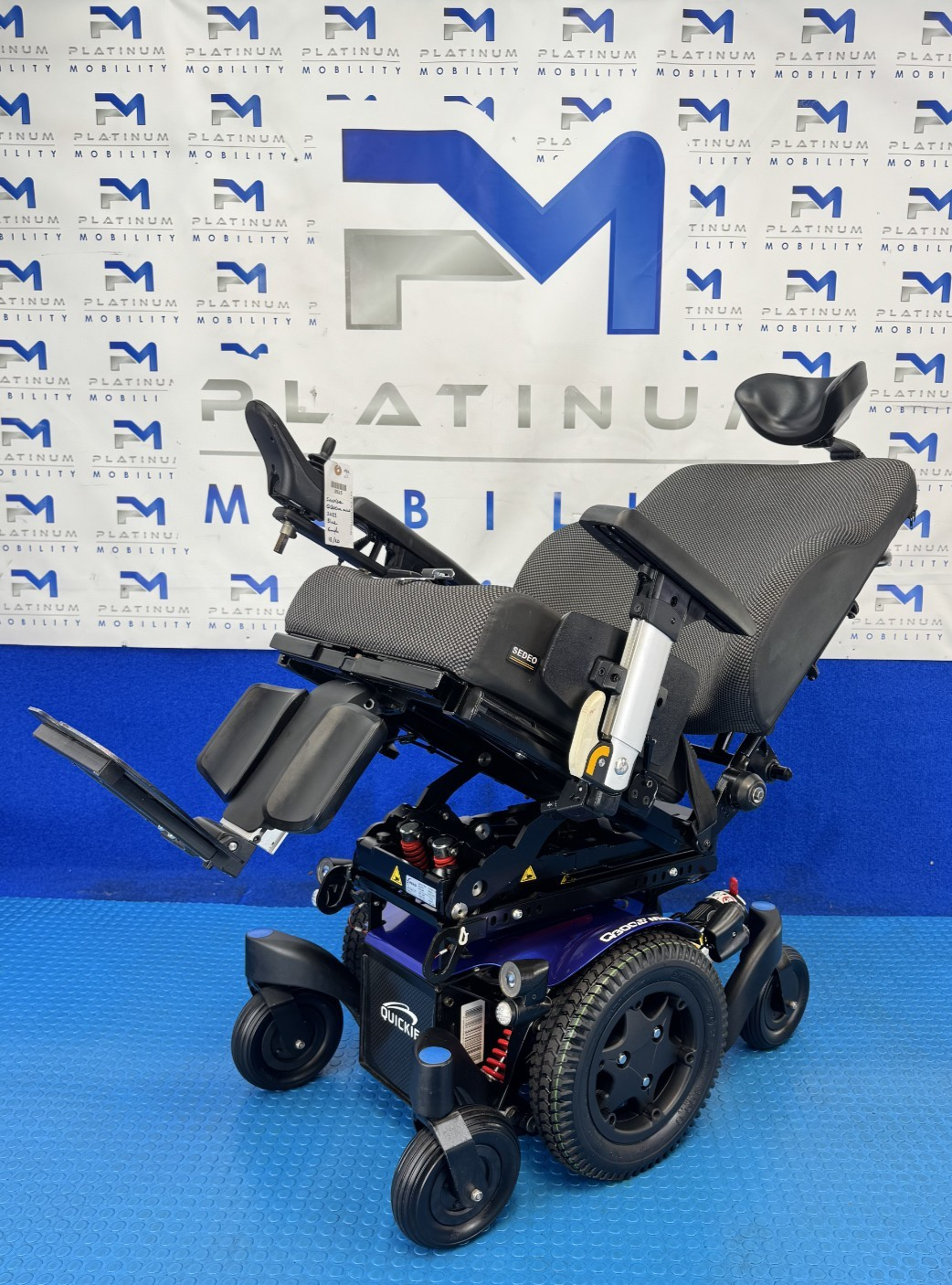 Sunrise Quickie Q300M Powerchair 6 mph Riser, Tilt Electric Wheelchair 2925