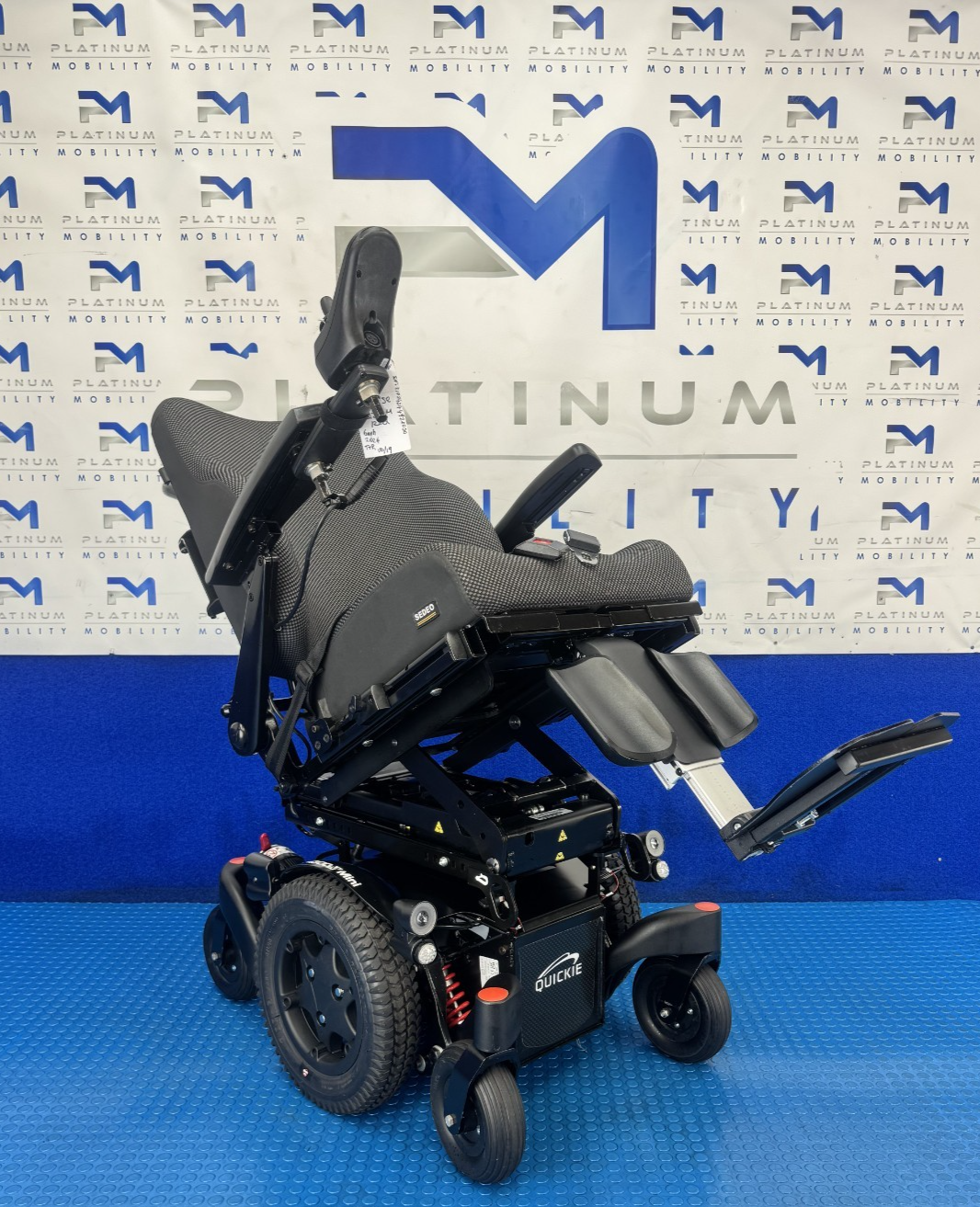 Sunrise Quickie Q300M Powerchair 6 mph Riser, Tilt Electric Wheelchair 2886