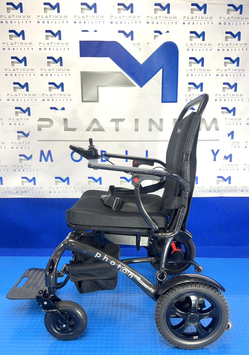 Motion Healthcare Photon HD Carbon Powerchair Lightweight Folding 4mph 2705