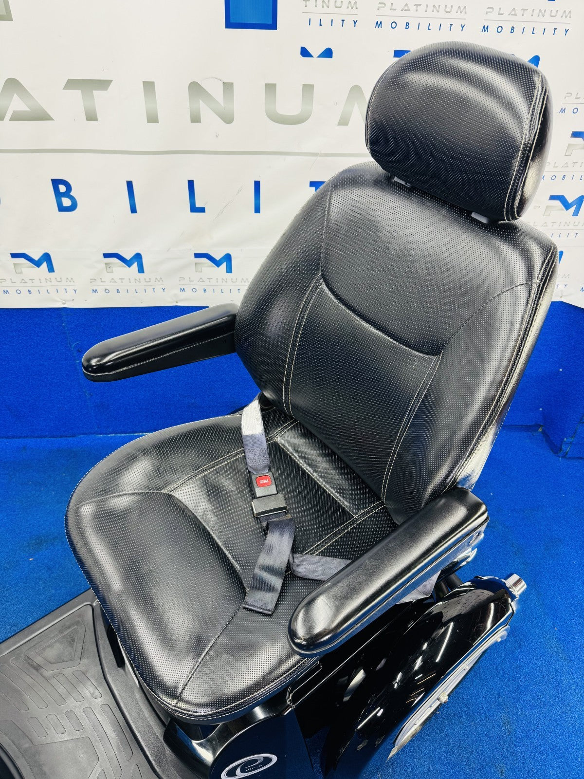 Drive Easy Rider 8MPH Road Legal All Terrain Mobility Scooter Trike 1757