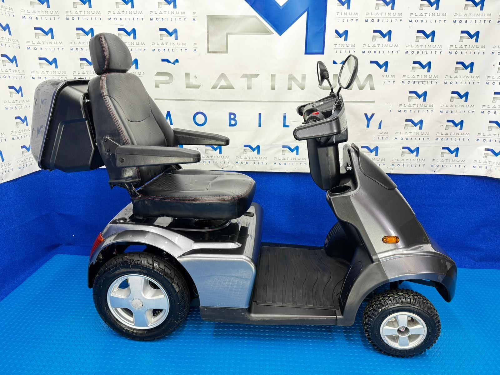 2022 TGA Breeze S4 8MPH All Terrain Mobility Scooter Stunning Condition 1895