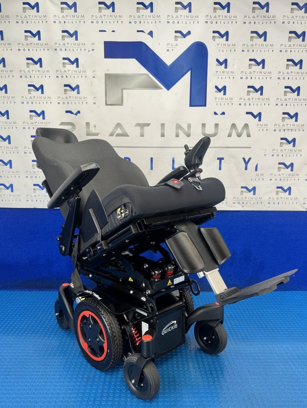 Sunrise Quickie Q300M Powerchair 6 mph Riser, Tilt Electric Wheelchair 2701