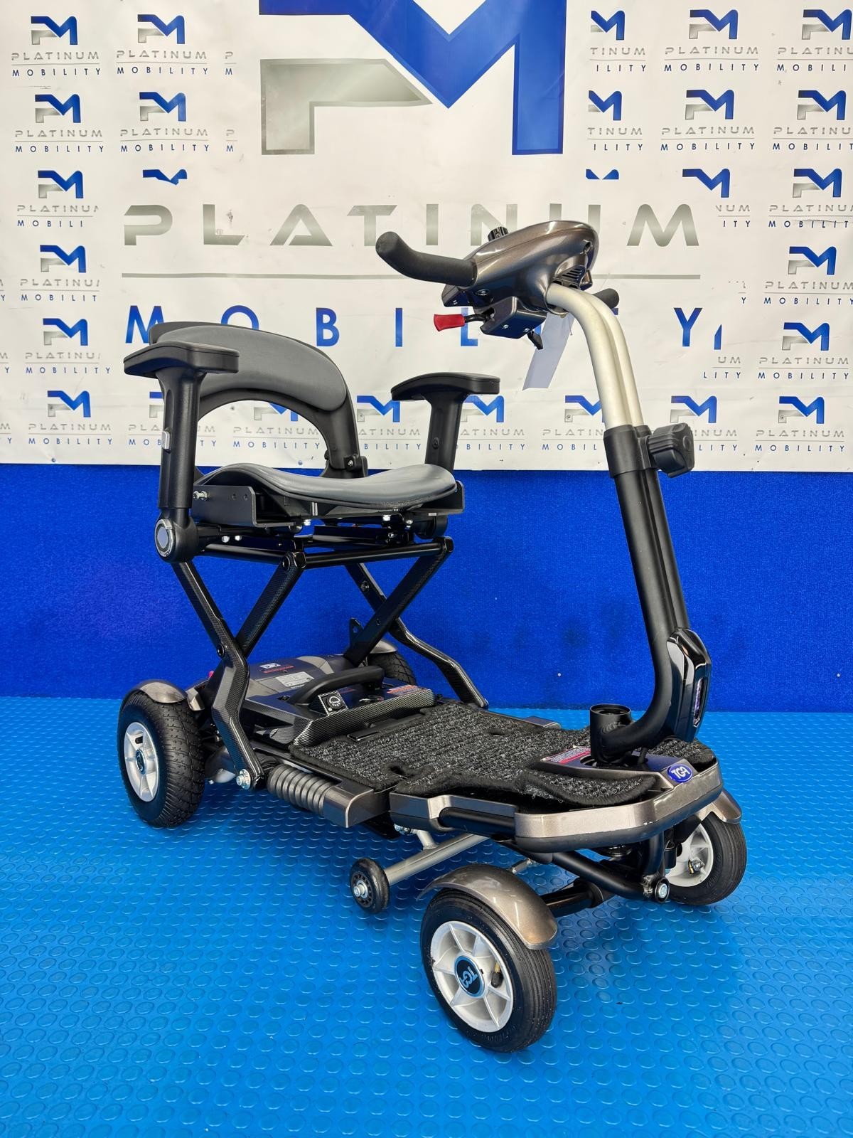 TGA Minimo 4mph Plus Portable Boot Mobility Scooter - Folding & Lightweight 1933