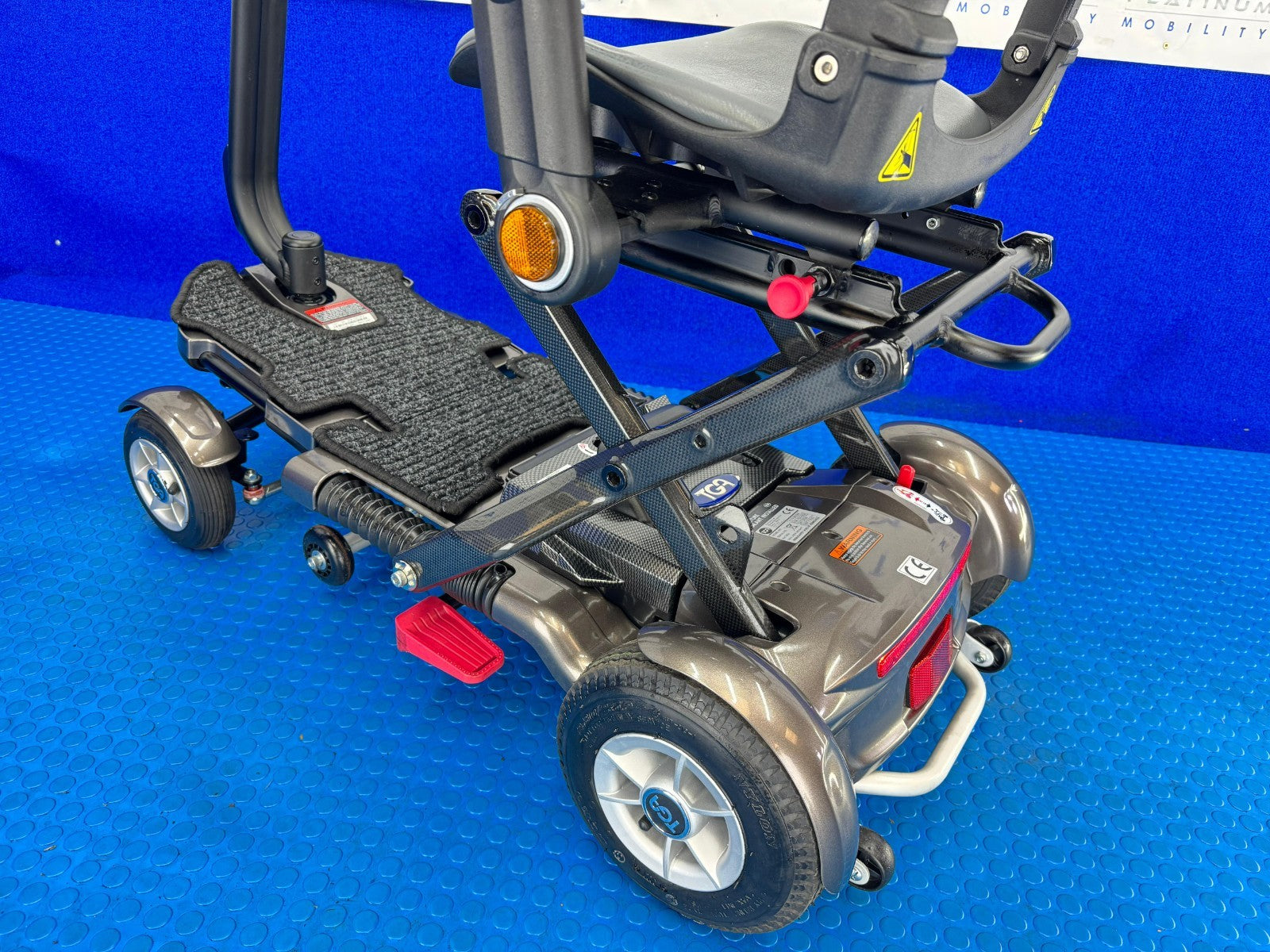 TGA Minimo 4mph Plus Portable Boot Mobility Scooter - Folding & Lightweight 2017