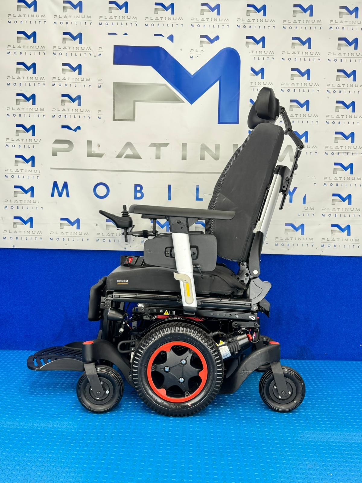 Sunrise Quickie Q500 M Powerchair – 6mph Riser Recline Electric Wheelchair 2265