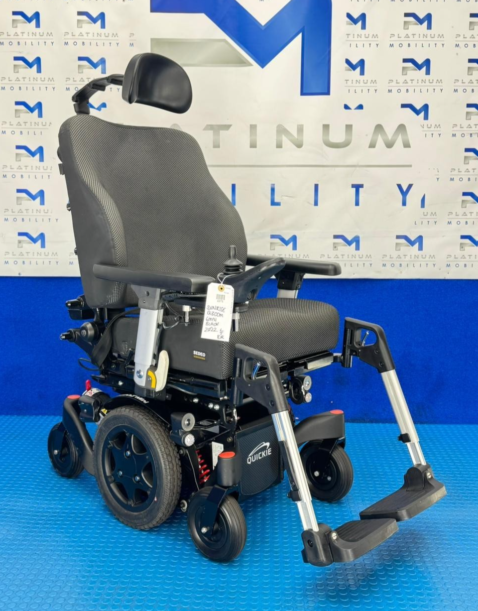 Sunrise Quickie Q300M Mini Powerchair 6 mph Riser Electric Wheelchair 2275
