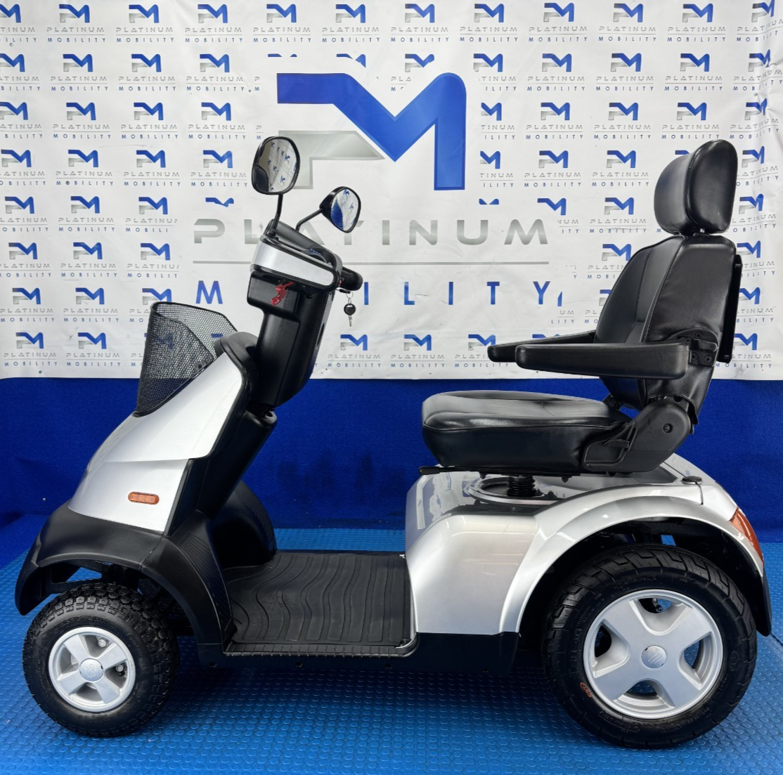 TGA Breeze S4 8MPH All Terrain Mobility Scooter Road Stunning Condition 2106