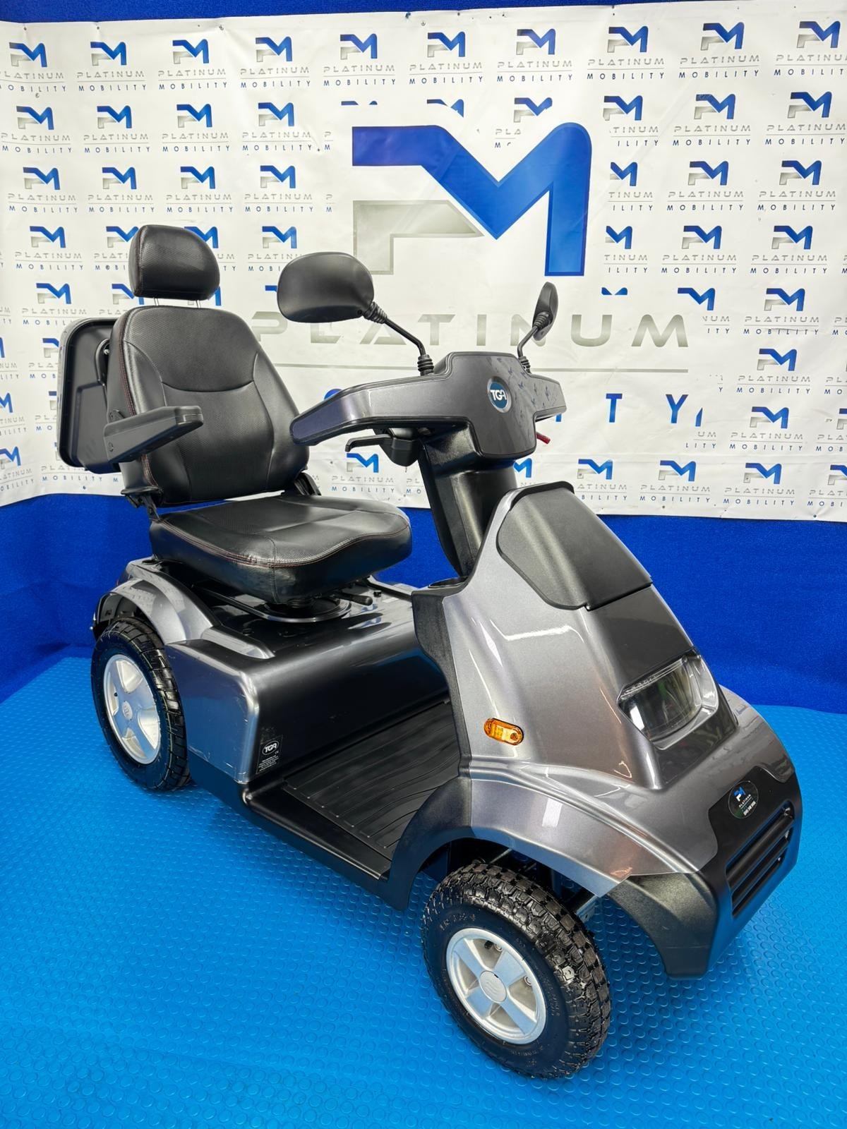 2022 TGA Breeze S4 8MPH All Terrain Mobility Scooter Great Condition 1925