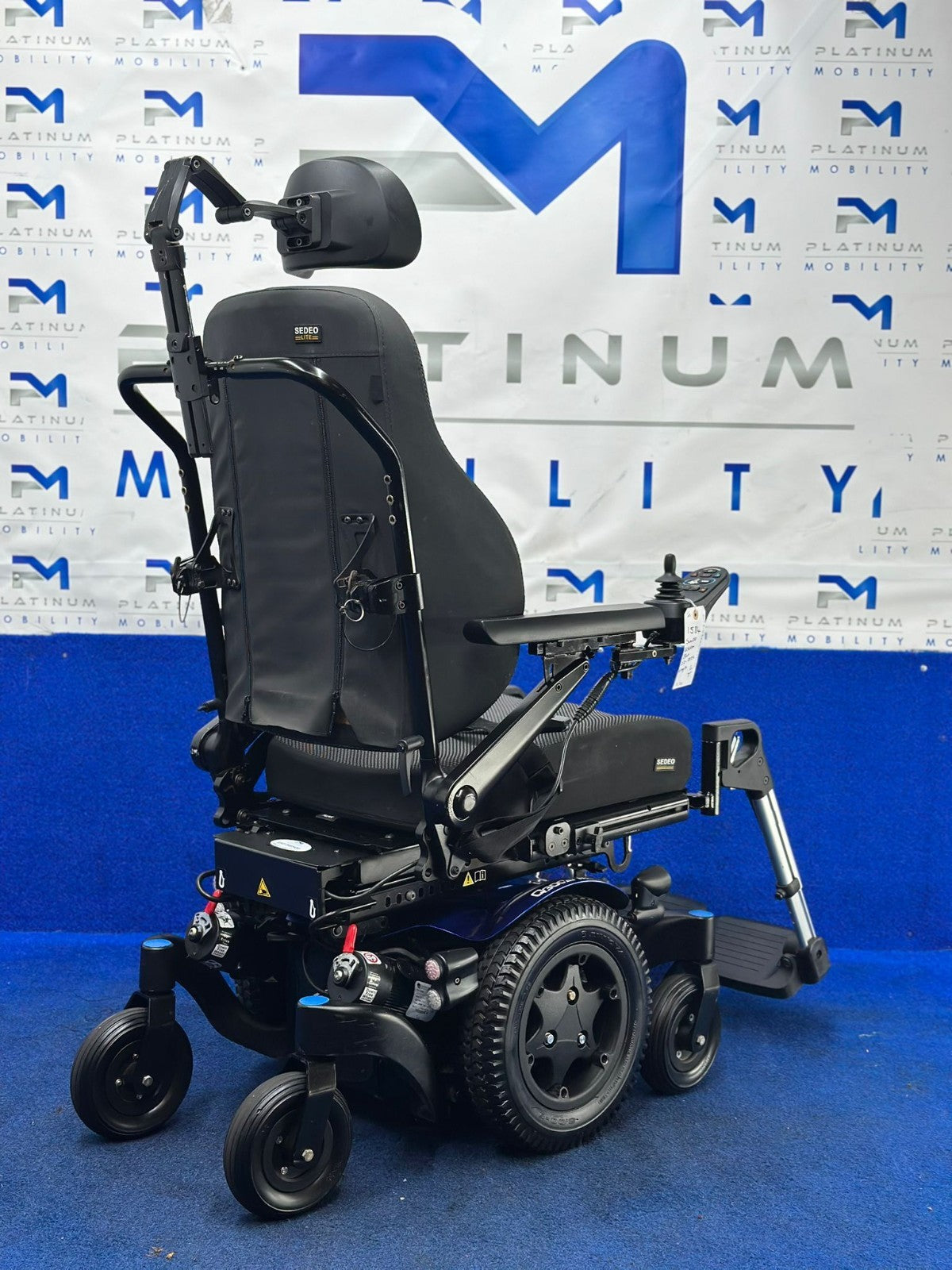 Quickie Q300 M Mini Powerchair 6 mph Riser Electric Wheelchair by Sunrise (1584)