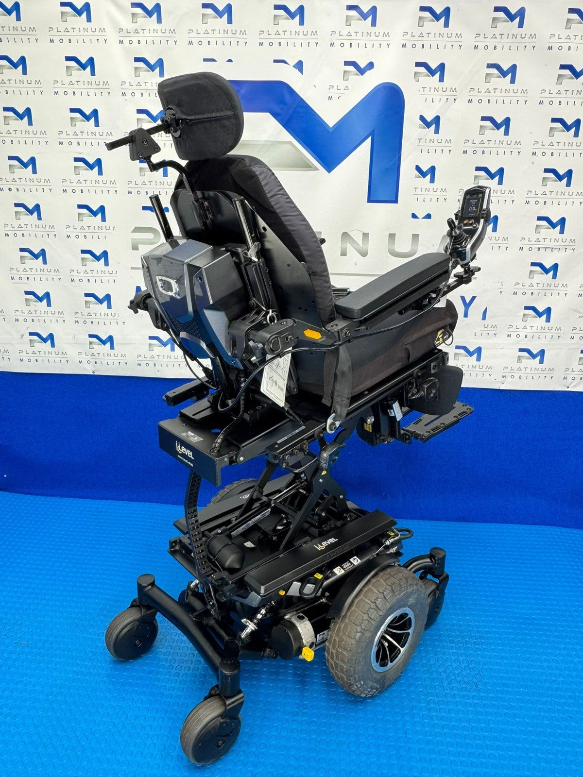 PRIDE QUANTUM Q6 EDGE Z 2.0 i-LEVEL 6 MPH ELECTRIC MOBILITY POWERCHAIR 871