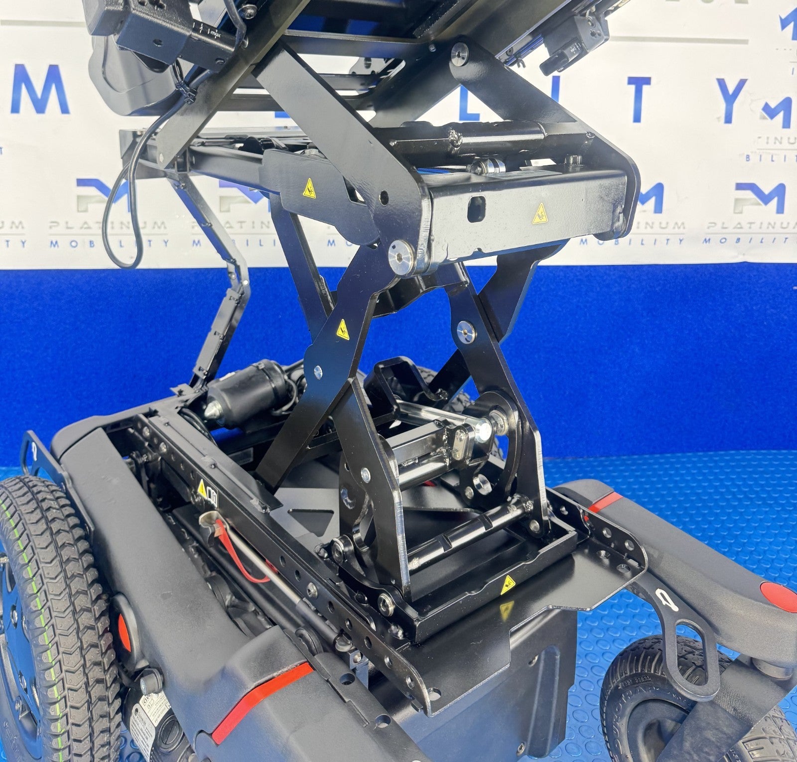 Sunrise Quickie Q500 R Powerchair Electric Rise, Tilt, 6mph 4000