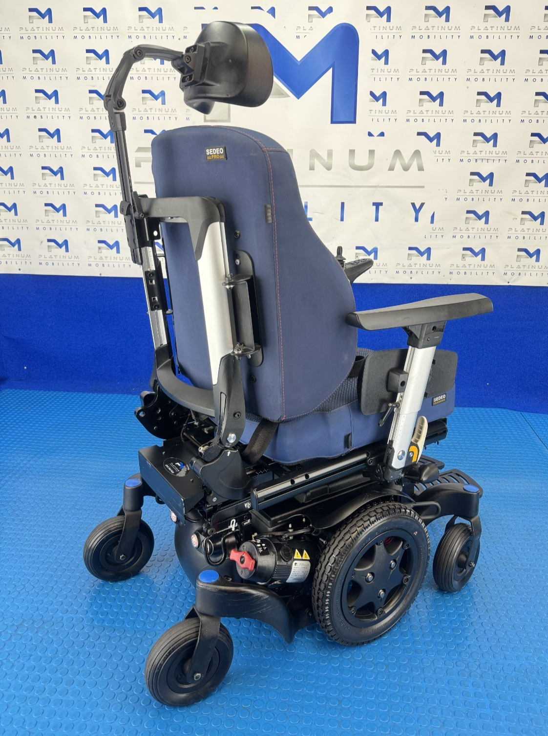 Sunrise Quickie Q500 M Powerchair – 6mph Rise & Tilt Electric Wheelchair 2255