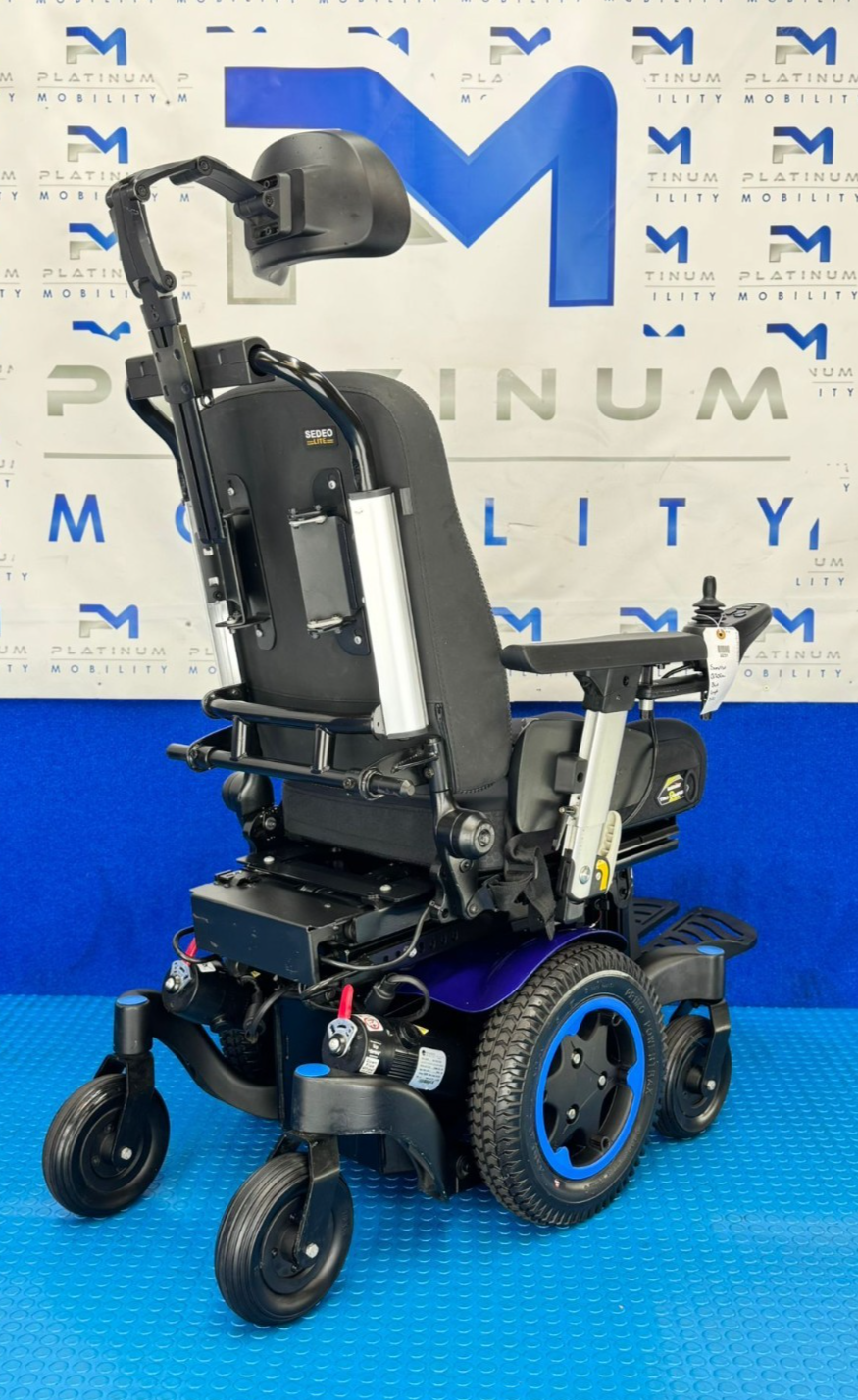 SUNRISE QUICKIE Q300 MINI RISER TILT COMPACT POWERCHAIR REF 2251
