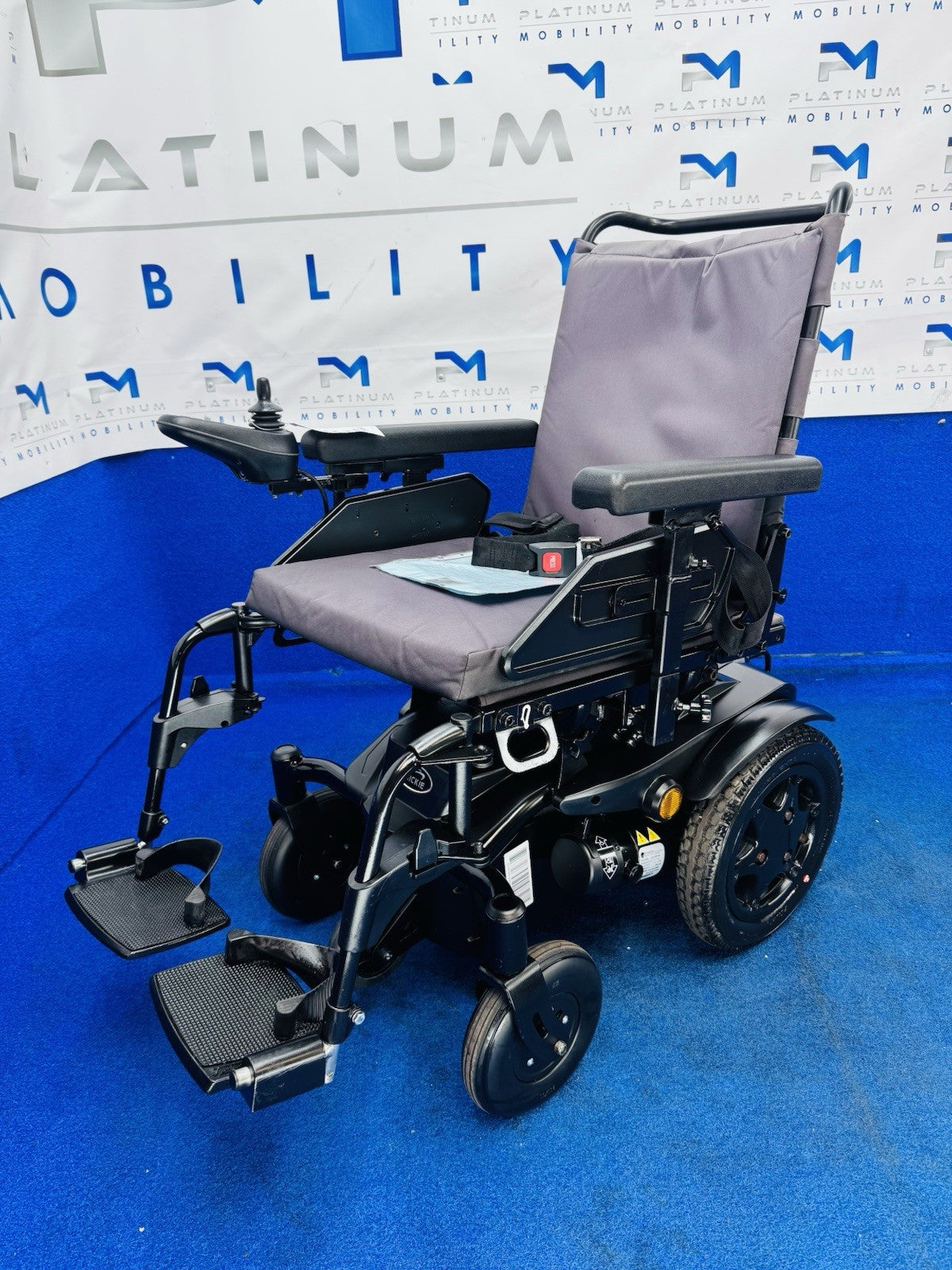 SUNRISE Quickie Q100R 4 MPH Mobility SMALL Electric Wheelchair Powerchair 1085